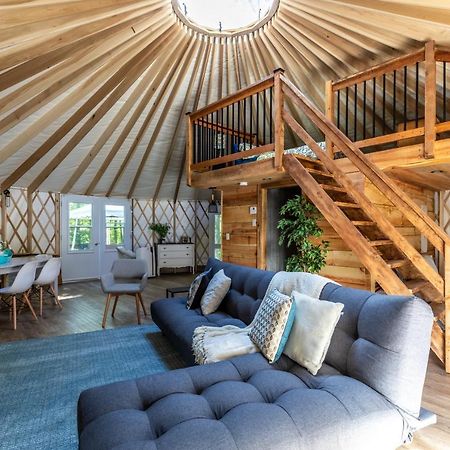 Yourtes Glamping du Poisson Blanc Notre-Dame-du-Laus Extérieur photo