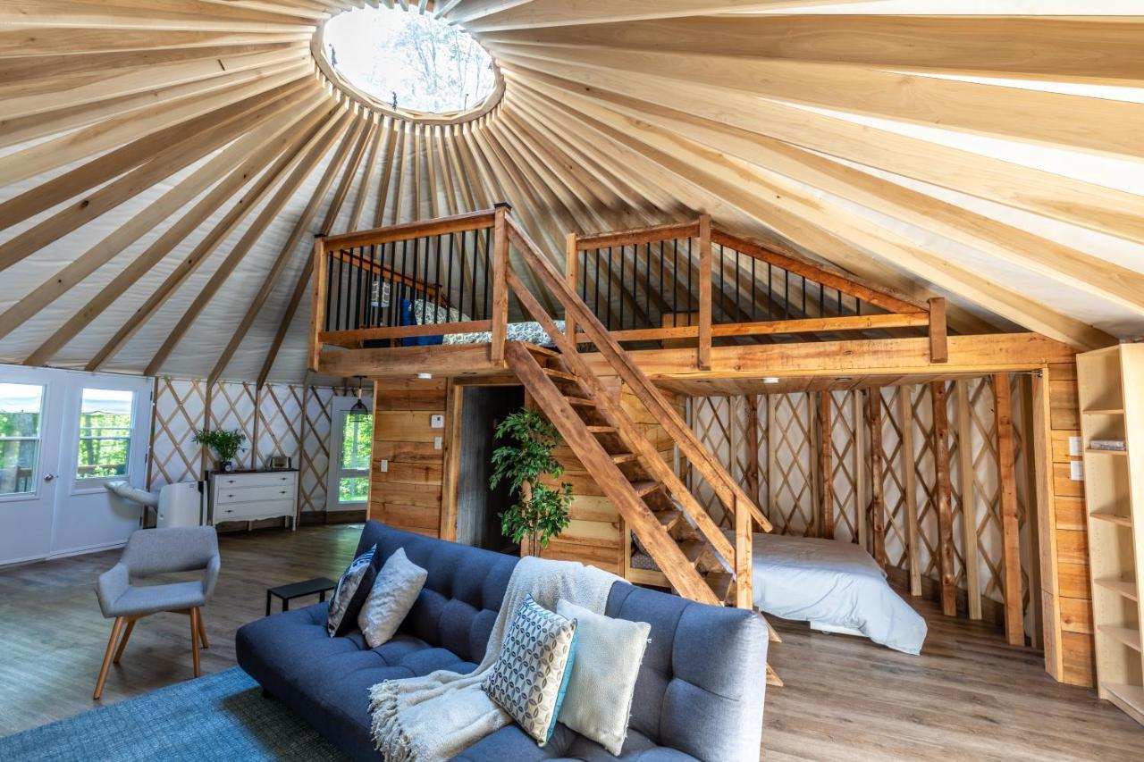 Yourtes Glamping du Poisson Blanc Notre-Dame-du-Laus Extérieur photo