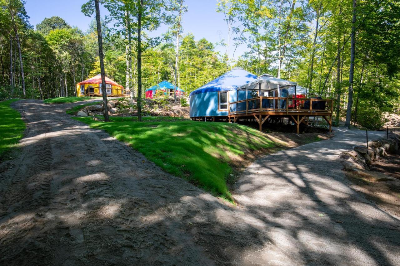Yourtes Glamping du Poisson Blanc Notre-Dame-du-Laus Extérieur photo