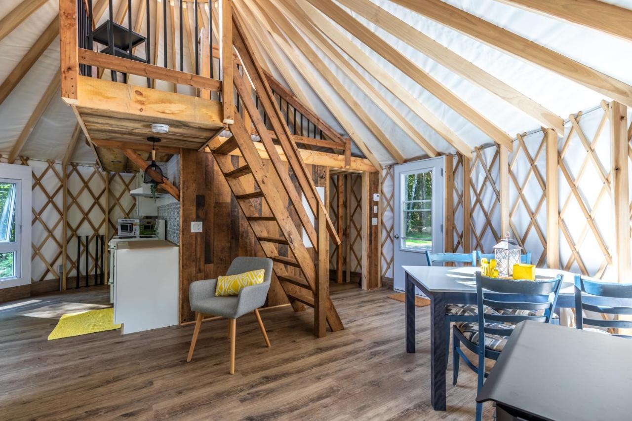 Yourtes Glamping du Poisson Blanc Notre-Dame-du-Laus Extérieur photo