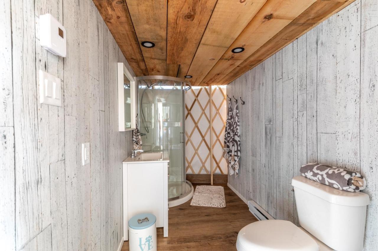 Yourtes Glamping du Poisson Blanc Notre-Dame-du-Laus Extérieur photo